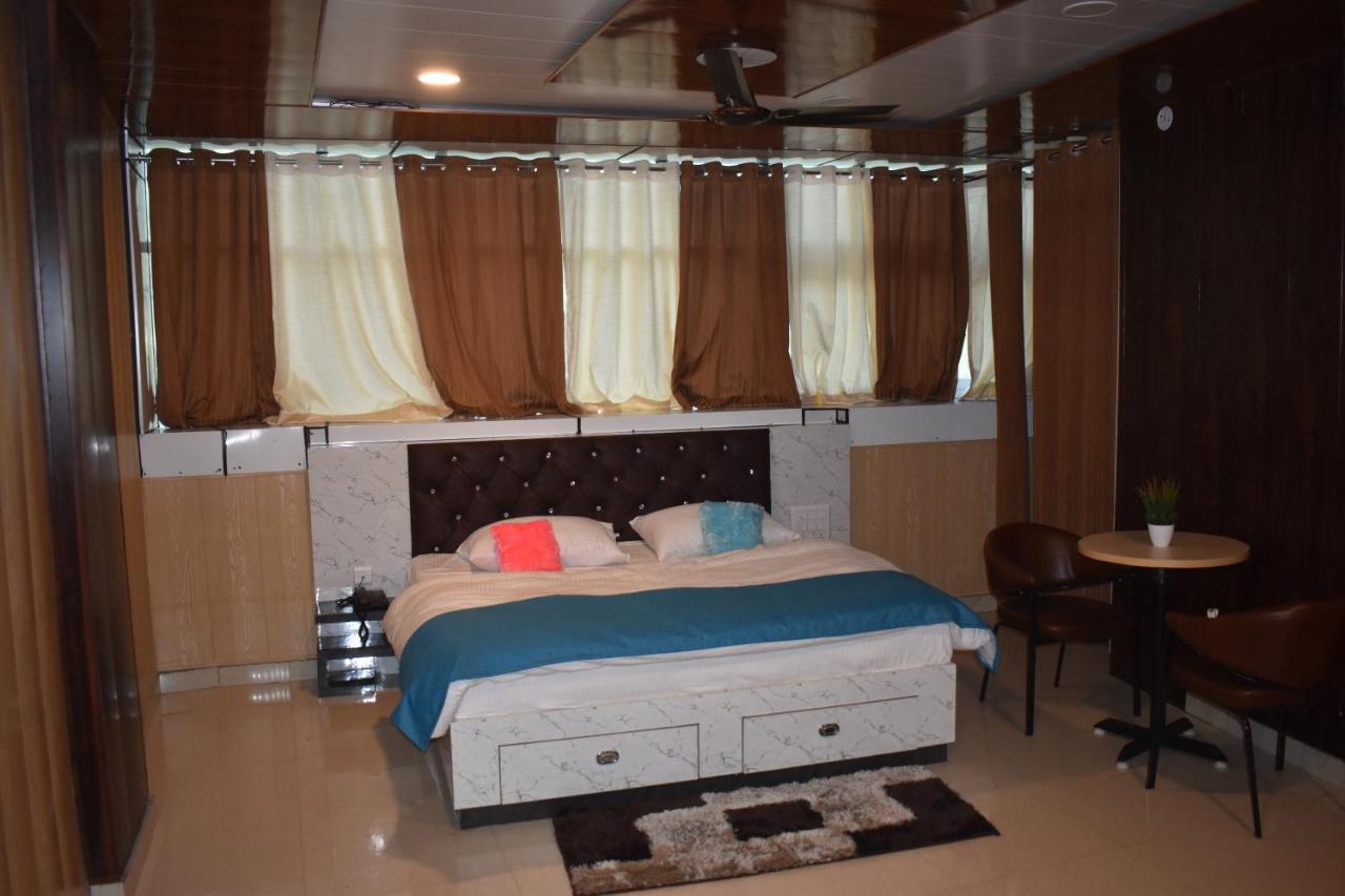 Jai Maa Bhagwati Hotel Pithorāgarh エクステリア 写真