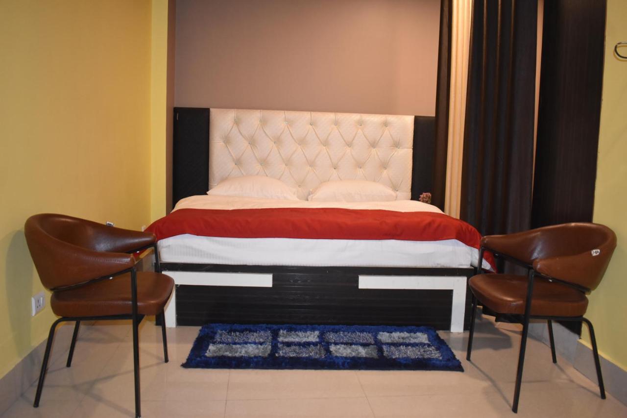 Jai Maa Bhagwati Hotel Pithorāgarh エクステリア 写真